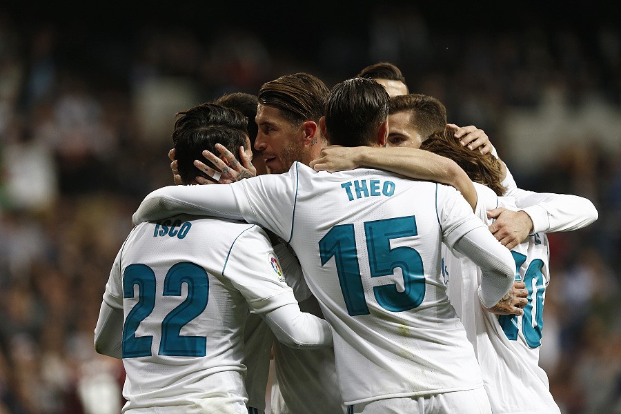 年则以助攻 年则以助攻